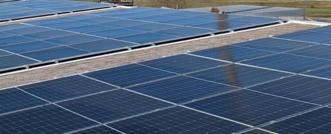 Yvyra instala una planta fotovoltaica en su fábrica de Xinzo de Limia